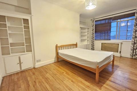 House share to rent, Adelaide Road, Swiss Cottage