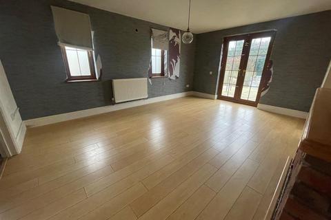 9 Clos Yr Afon, Kidwelly, SA17 4TJ
