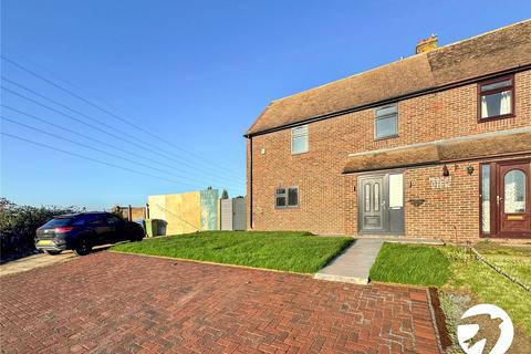 4 bedroom end of terrace house to rent, Conyer Road, Conyer, Sittingbourne, Kent, ME9