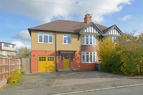 4 bedroom semi-detached house for sale, Kenwood Gardens, Copthorne, Shrewsbury