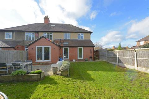 4 bedroom semi-detached house for sale, Kenwood Gardens, Copthorne, Shrewsbury