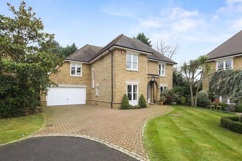 5 bedroom detached house to rent, Grange Place, Walton-on-Thames, Surrey, KT12