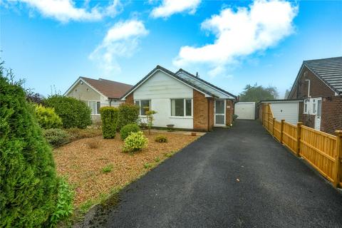 2 bedroom bungalow for sale, High Ash Crescent, Leeds, West Yorkshire