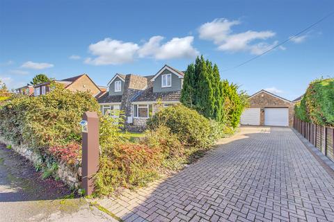 5 bedroom detached bungalow for sale, Common Road, Hanham, Bristol