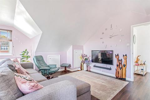 13a Common Road, Hanham, Bristol, BS15 3LJ
