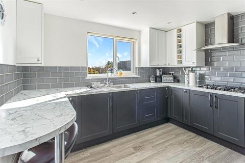 13a Common Road, Hanham, Bristol, BS15 3LJ