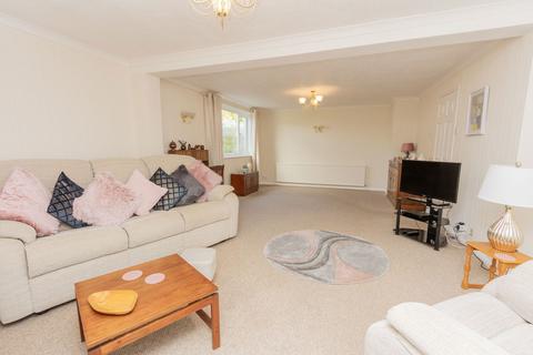 3 bedroom detached house for sale, Rural Lane Setting In Hawkhurst