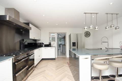 27 Baugh Gardens, Bristol, BS16 6PP