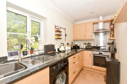 2 bedroom maisonette for sale, Payne Close, Crowborough, East Sussex