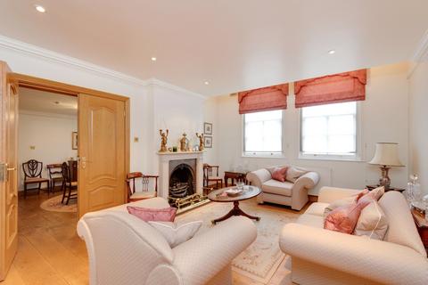 4 bedroom terraced house for sale, Baynes Mews, Belsize Park