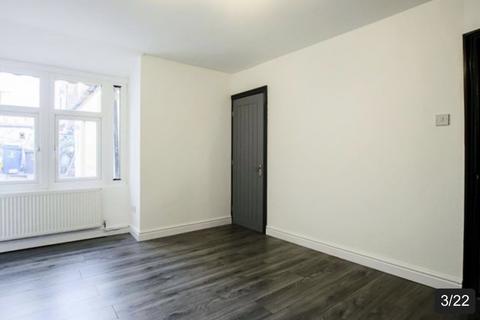 2 bedroom terraced house to rent, Redlam, Blackburn BB2