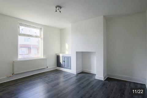 2 bedroom terraced house to rent, Redlam, Blackburn BB2