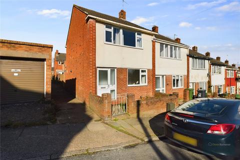 3 bedroom end of terrace house to rent, Church Path Road, Exeter