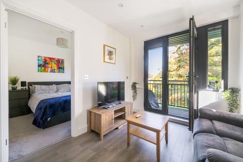 Flat 22, Weybrook House Weyside Park, Godalming, GU7 1XE