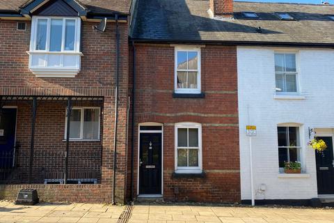 3 bedroom terraced house to rent, Chesil Street, Winchester, SO23