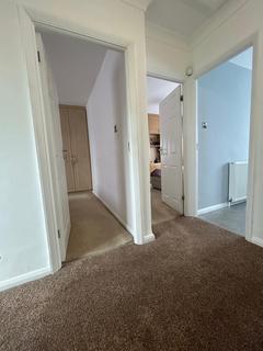 1 bedroom in a house share to rent, Cranbourne Road, Northwood HA6