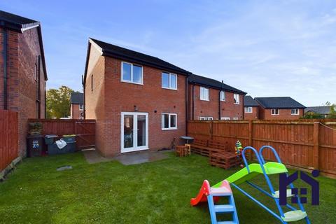 3 bedroom detached house for sale, Grasmere Avenue, Farington, PR25 3XF