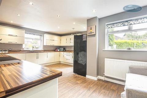 45 Bentley Road, Chapeltown, Sheffield, S35 1RH