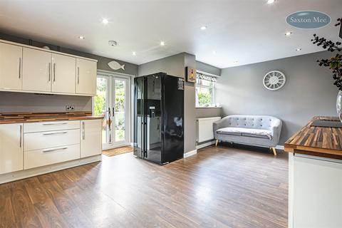 45 Bentley Road, Chapeltown, Sheffield, S35 1RH