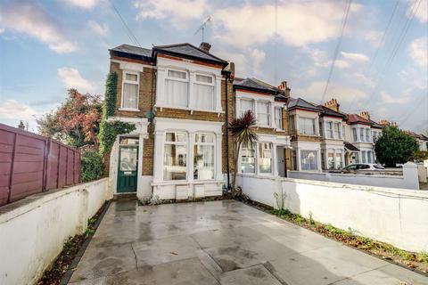 Flat 1, 13a Avenue Road, Westcliff-on-sea, SS0 7PN