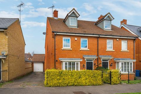 3 bedroom semi-detached house for sale, Crossways, Sittingbourne, Kent, ME10