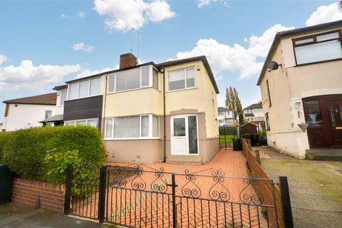 3 bedroom semi-detached house for sale, Southleigh Crescent, Leeds, West Yorkshire