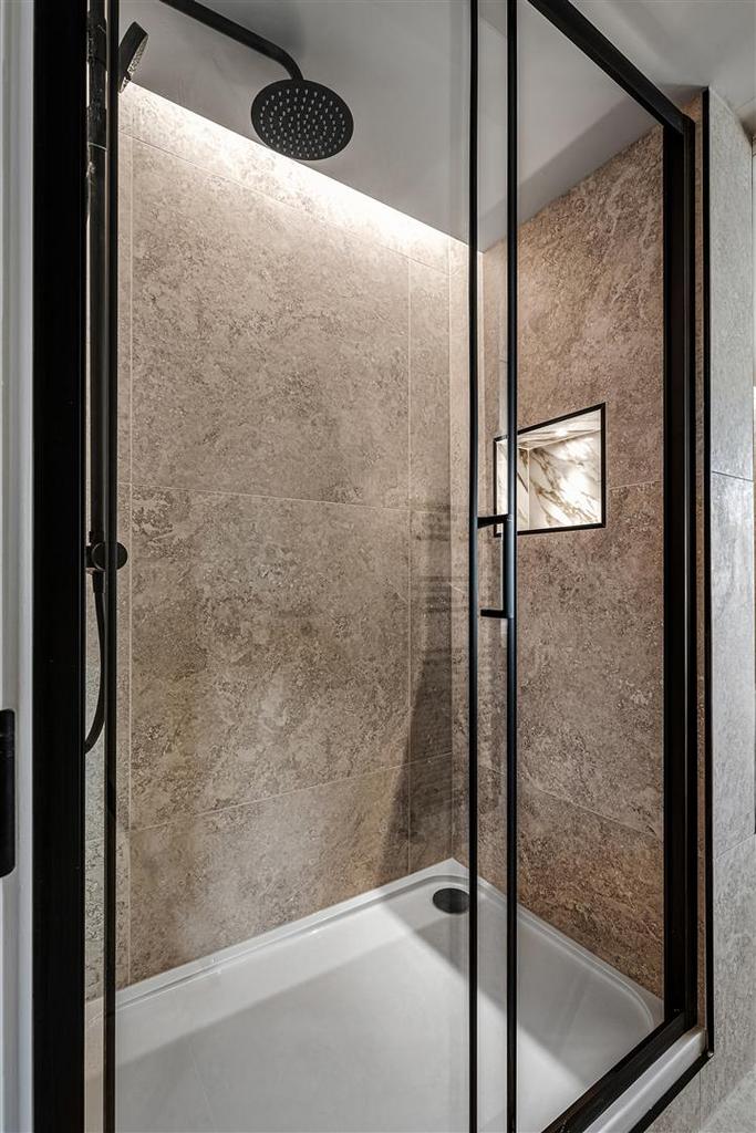 Shower.jpg