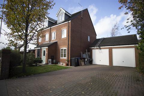 3 bedroom house to rent, 3 Bed Semi Detached House To Let on School Lane, Bamber Bridge, Preston