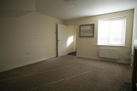 3 bedroom house to rent, 3 Bed Semi Detached House To Let on School Lane, Bamber Bridge, Preston