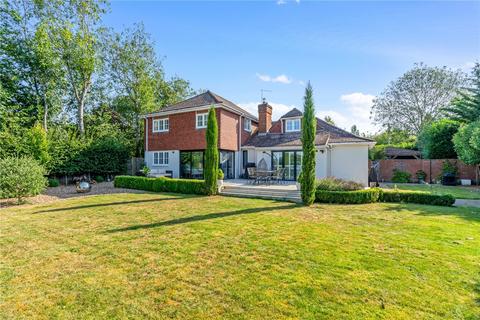 4 bedroom detached house to rent, Fern Lane, Marlow, Buckinghamshire, SL7