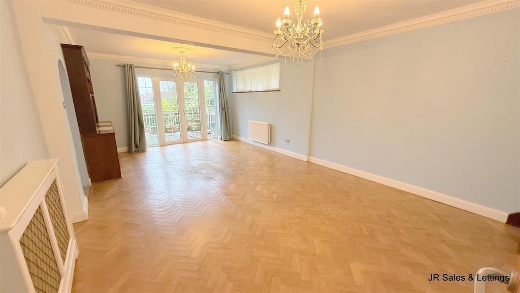 Living Room/Dining Room