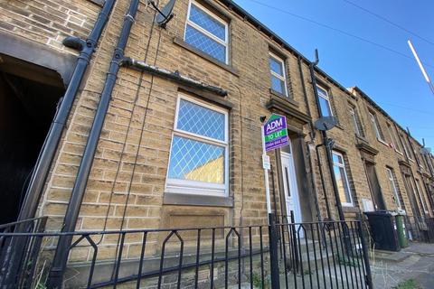 2 bedroom terraced house to rent, Thorncliffe Street, Lindley, Huddersfield