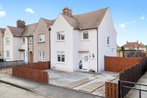 3 bedroom end of terrace house for sale, 27  Paradykes Avenue, Loanhead EH20