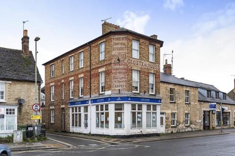 4 bedroom flat for sale, High Street,  Witney,  OX28