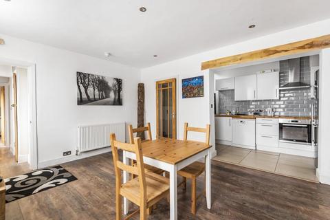 4 bedroom flat for sale, High Street,  Witney,  OX28