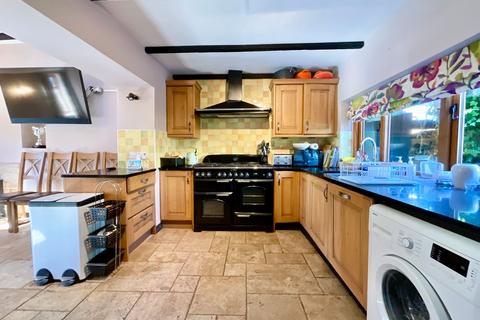 3 bedroom detached house for sale, Berthon Road, Pontypool NP4