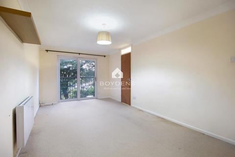 2 bedroom flat for sale, Claremont Heights, Colchester CO1