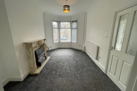 3 bedroom terraced house to rent, Owen Street, Accrington