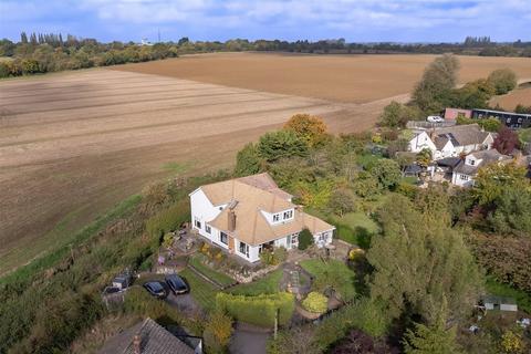 5 bedroom detached house for sale, Hastingwood Road, Hastingwood