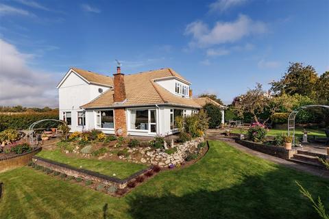 5 bedroom detached house for sale, Hastingwood Road, Hastingwood