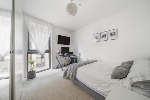 Flat 14, 6 Macclesfield Road, London, EC1V 8DJ