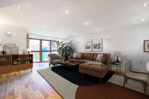 4 bedroom flat for sale, Belsize Village, Belsize Park, NW3