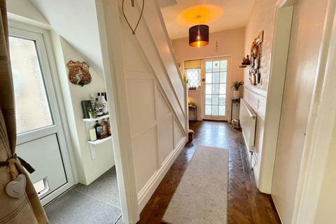 16 Burnaston Road, Hall Green, Birmingham, B28 8DJ