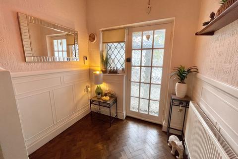 16 Burnaston Road, Hall Green, Birmingham, B28 8DJ