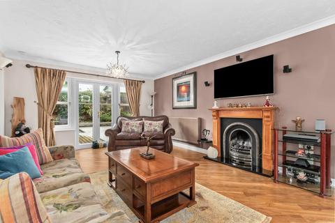 4 bedroom detached house for sale, Kellie Wynd, Dunblane, FK15