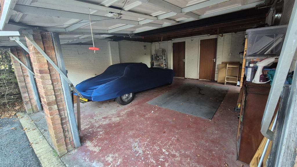 Garage.jpg