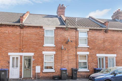 2 bedroom terraced house to rent, Orchard Road, Salisbury SP2