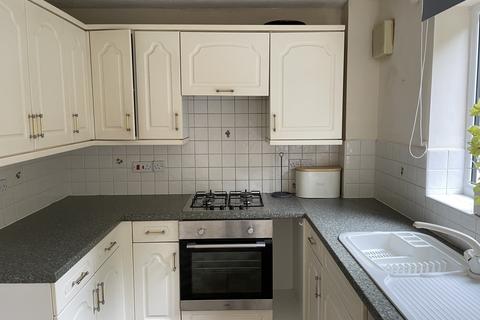 2 bedroom terraced house to rent, Heol Bryncelyn, Llanelli