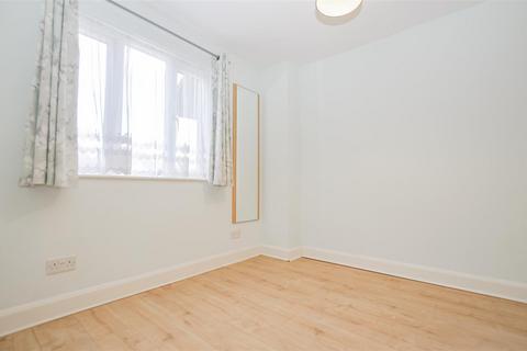 38 Heatherbank Close, Crayford, Dartford, DA1 3PN