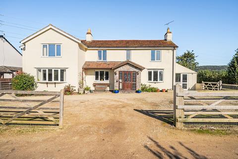 5 bedroom detached house for sale, Semi-rural 5 bedroom flexible family home